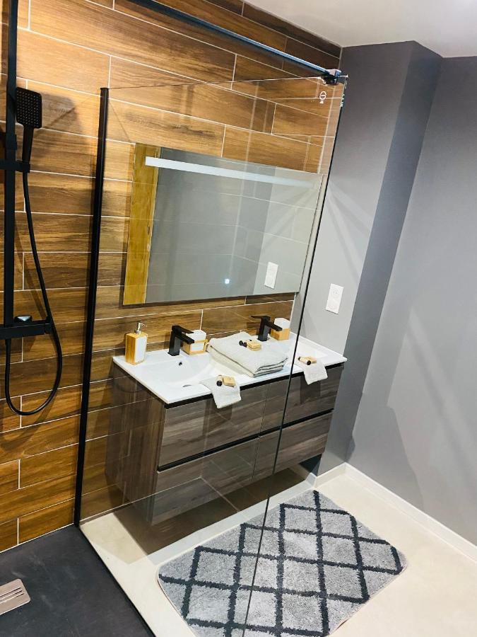 Le Nid Cevenol, Appartement De Village Sumène Екстериор снимка